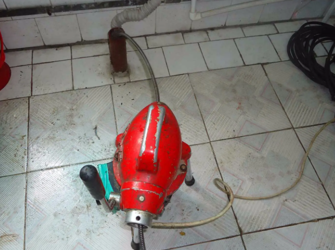 雷鸣镇下水道疏通